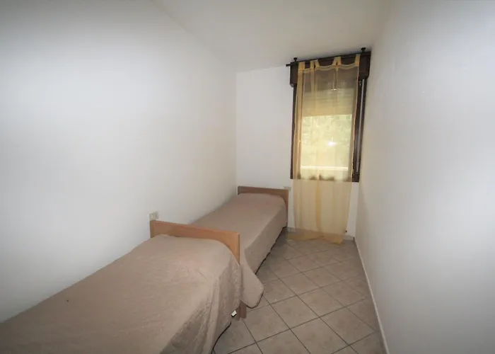 Lejlighed Bright Flat In Rosolina With Shared Pool *