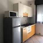 Bright Flat In Rosolina With Shared Pool *