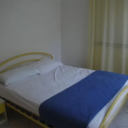 Bright Flat In Rosolina With Shared Pool *