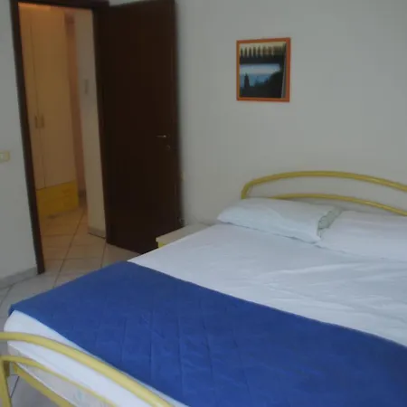 Apartmán Bright Flat In Rosolina With Shared Pool