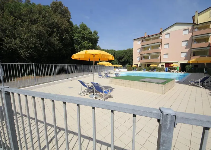 Apartment Bright Flat In Rosolina With Shared Pool Rosolina Mare